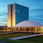 Edifício do Congresso Nacional em Brasília, simbolizando candidatura ao Senado em 2026.