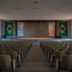 Auditório em Brasília preparado para o IV Congresso Realize, promovendo empreendedorismo feminino.