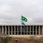Fachada do tribunal em Planaltina durante julgamento da maior chacina do Centro-Oeste.