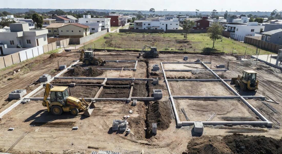 Canteiro de obras para novas creches no Recanto das Emas, Brasília