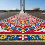 1 de 1 montagem-do-tradicional-tapete-de-corpus-christi-na-esplanada-dos-ministerios-em-brasilia-metropoles-8 - Foto: HUGO BARRETO / METRÓPOLES @hugobarretophoto