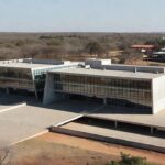 Edifício CAD-DF em Taguatinga durante ocupação gradual