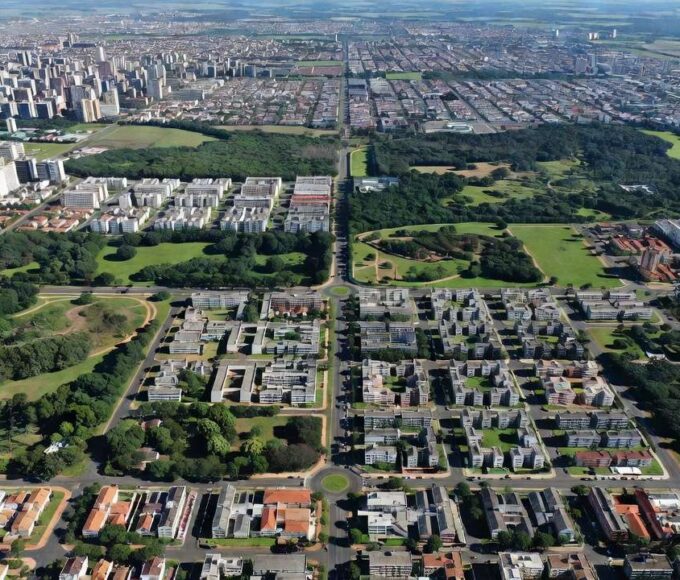 Vista aérea de Jardim Botânico e Taguatinga em Brasília sobre revisão da Lei de Uso e Ocupação do Solo