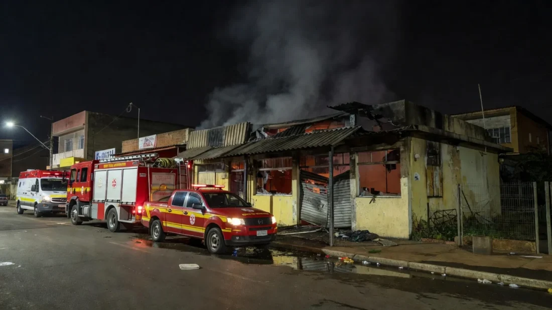 Incêndio controlado em pizzaria de Taguatinga por bombeiros sem vítimas