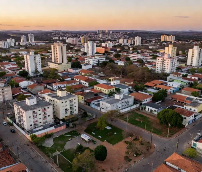 Vista aérea de Ceilândia, Águas Claras e Taguatinga Sul no DF, regiões com mais eleitores em 2026